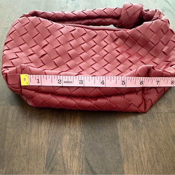 Women's Burgundy Knotted Woven Hobo Bag - Picture 6 of 12